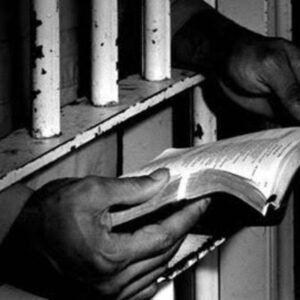 DIREITOS HUMANOS E RESSOCIALIZAÇÃO