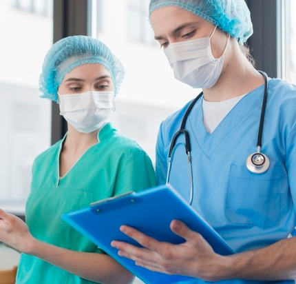 ENFERMAGEM EM PÓS OPERATÓRIO EM CIRURGIA PLÁSTICA